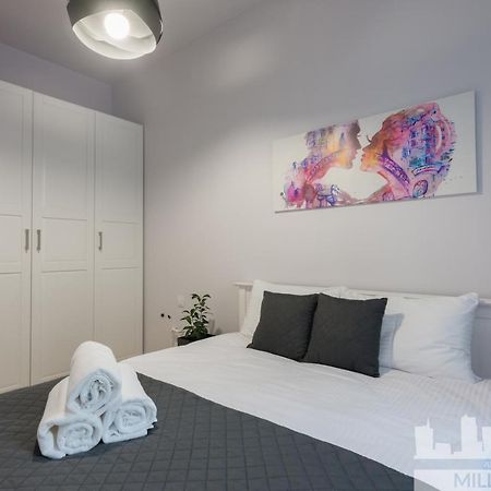 Millennium Awangarda Grey Apartment Варшава Екстериор снимка